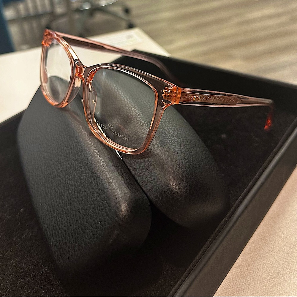 Catch London women’s plastic charlotte street frame